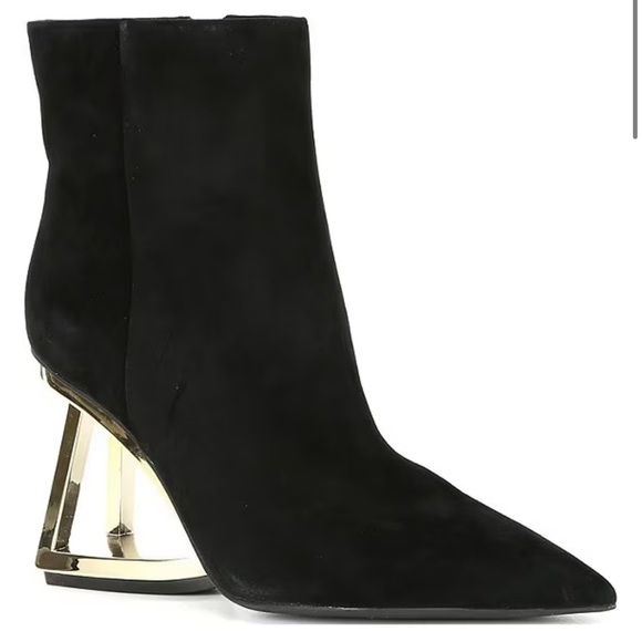 New Gianni Bini
Harrison Suede Architectural Wedge Booties - Picture 1 of 12